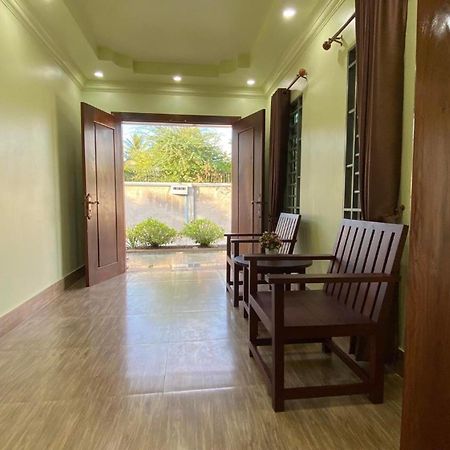Serei Saophoan Villa Homestay Sisophon Exteriör bild